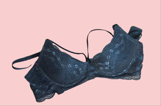 Emerald Green Lace Bra - Size 32 B